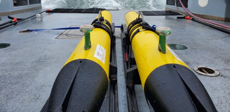 Two 690 AUVs in Massachusetts Bay two 690 AUVs in Massachusetts Bay