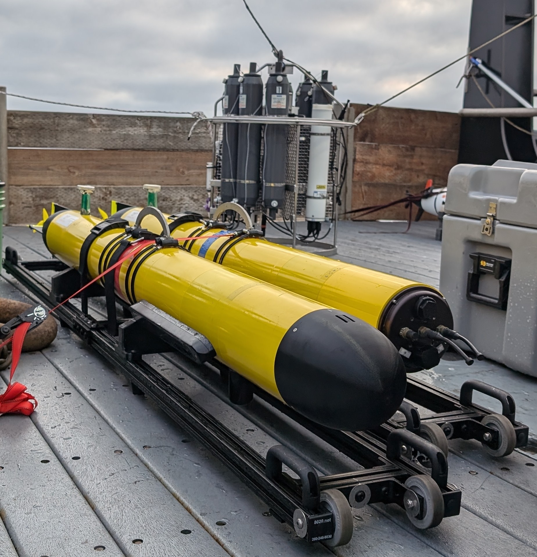 Two VT690 AUVs onboard the R/V Pacific Storm